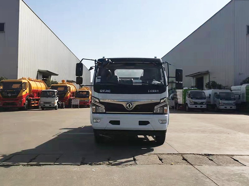 國六9方東風抑塵灑水車廠家圖片30米霧炮車高低檔變速箱價格