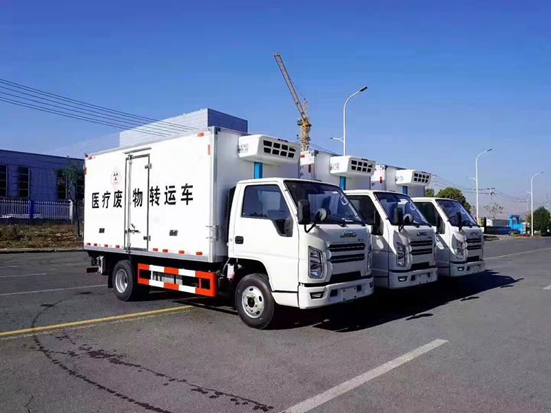 三臺程力威牌江鈴順達醫療廢物轉運車發車